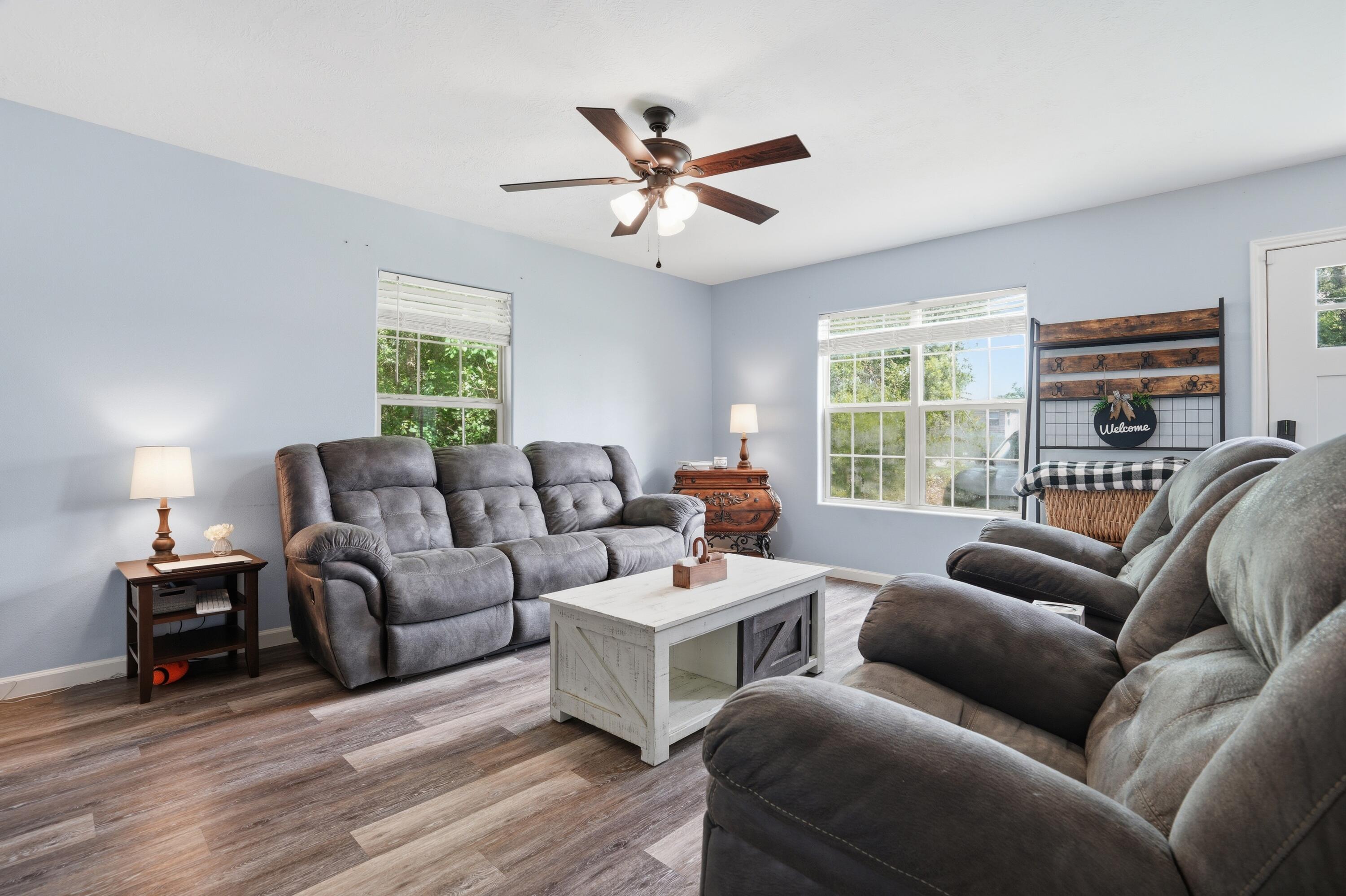 181 Moss Ln - Photo 3