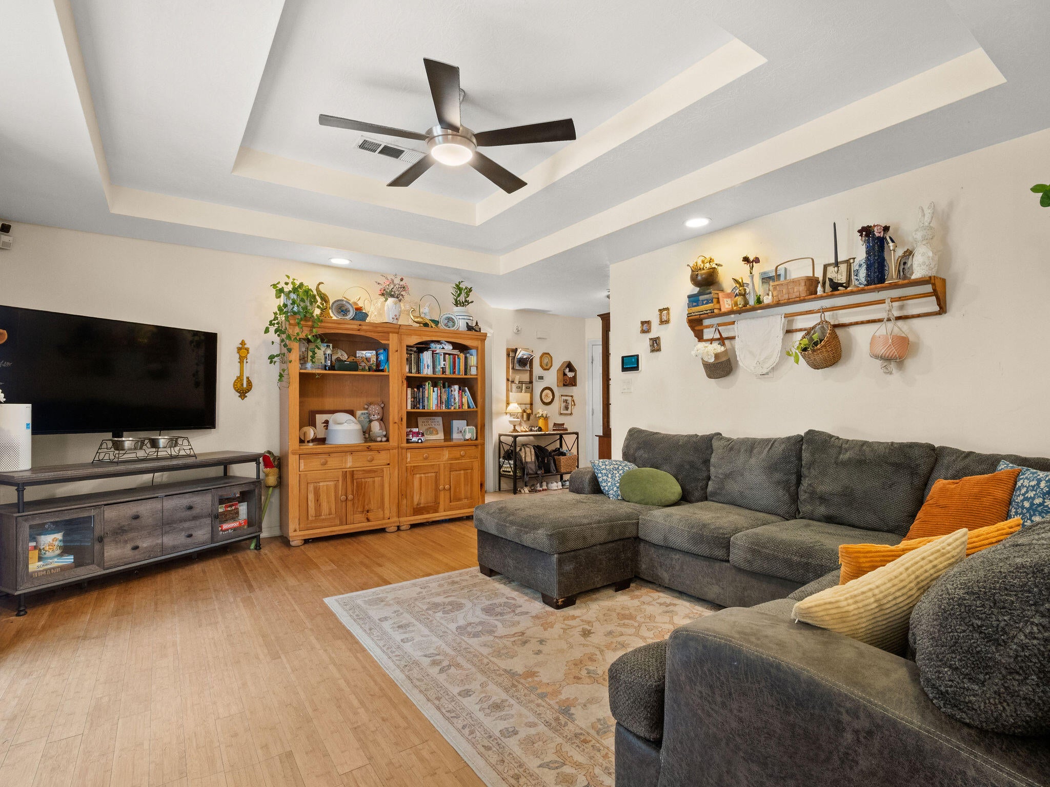 6100 Fagan Cir - Photo 3