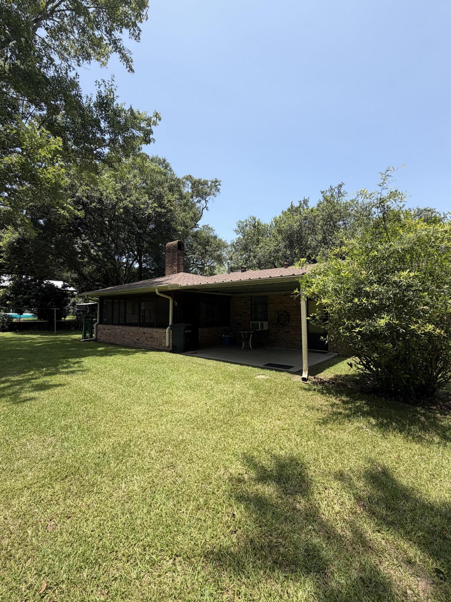 1201 Broad - Photo 2