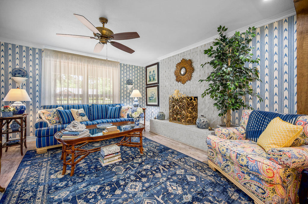1615 Ernest Dr - Photo 4