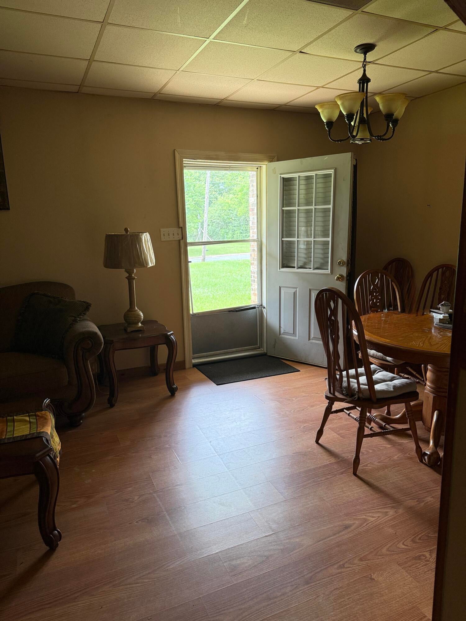 1009 Oak - Photo 2