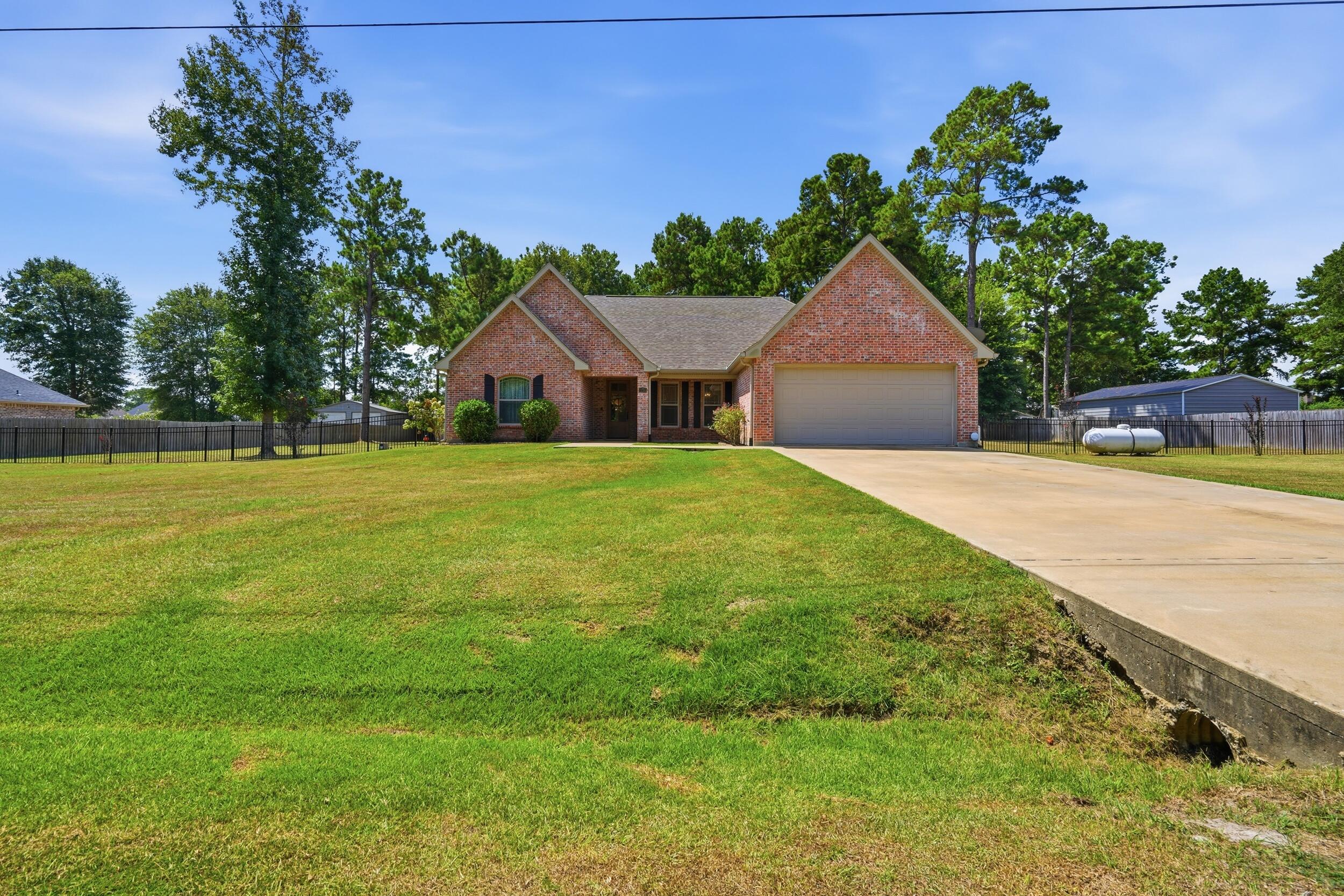 170 Carter - Photo 2