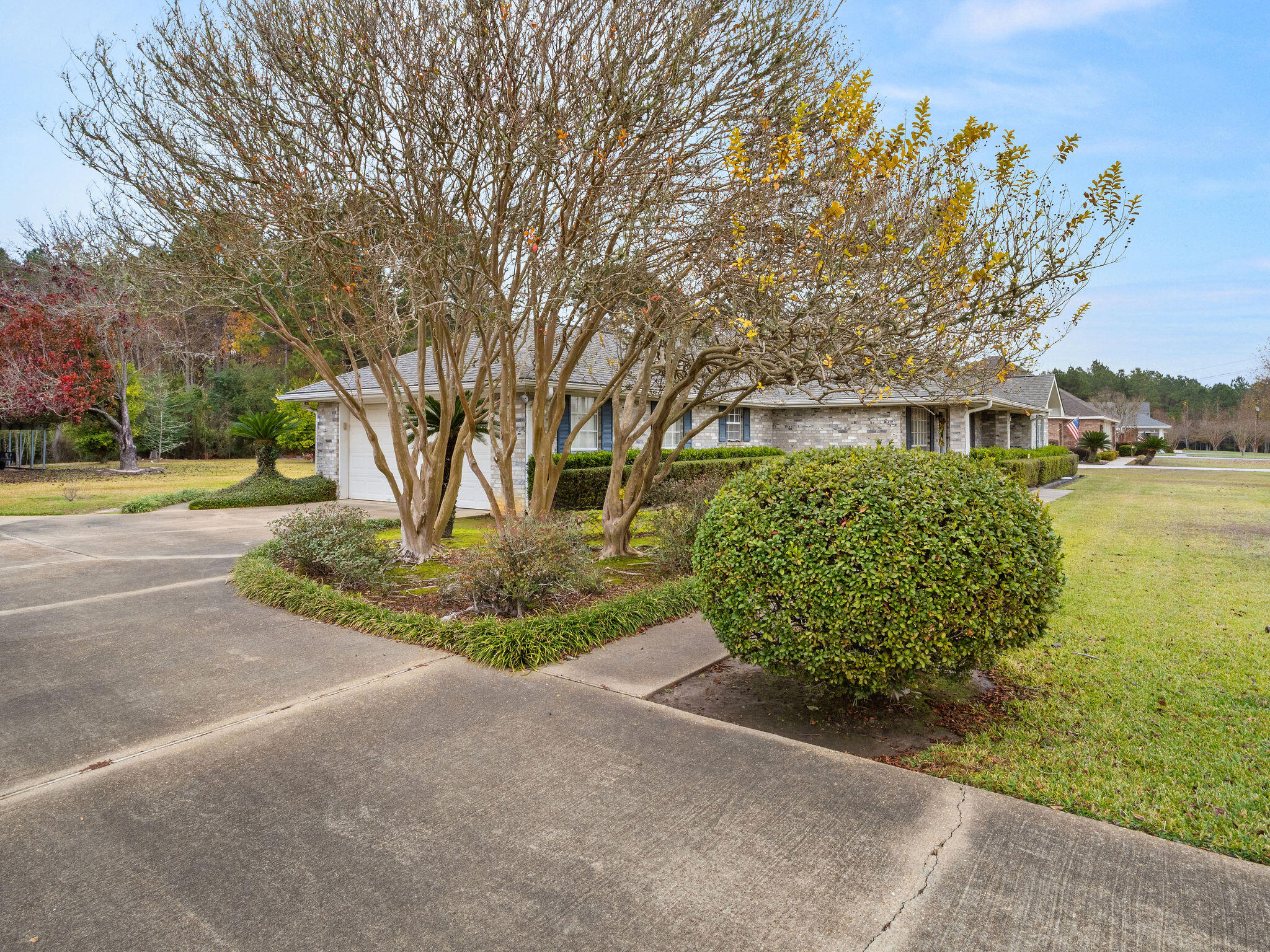 1480 Ernest Dr - Photo 3