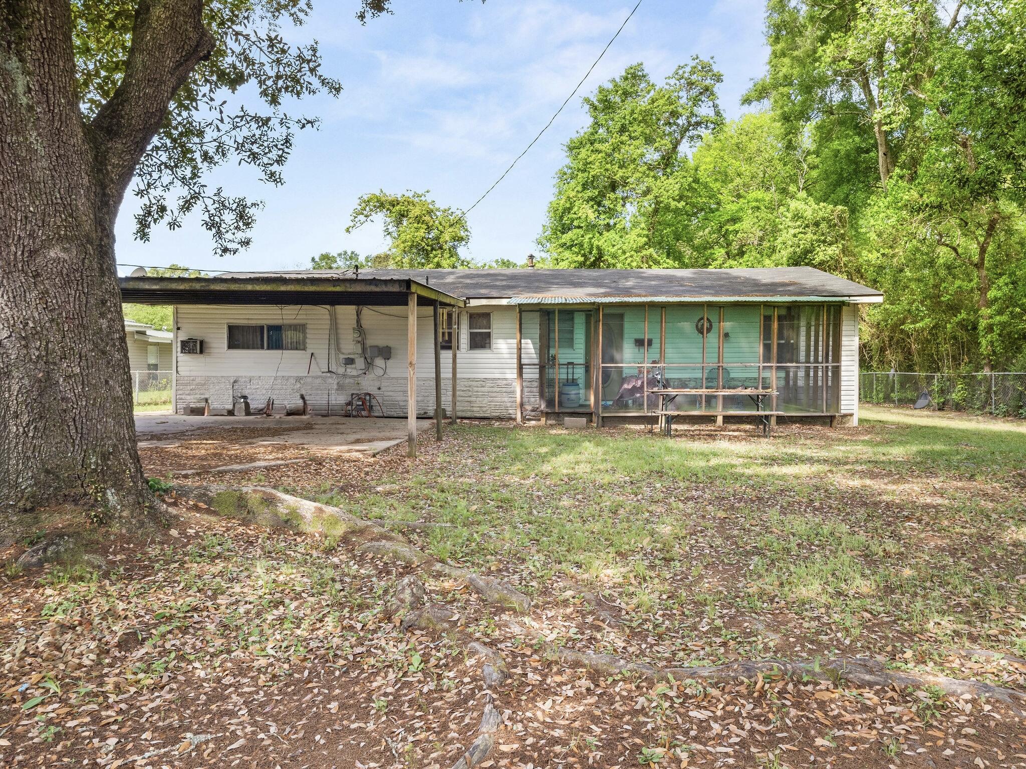 Photo 1 of 13 — 421 Pecan, DeRidder, LA 70634