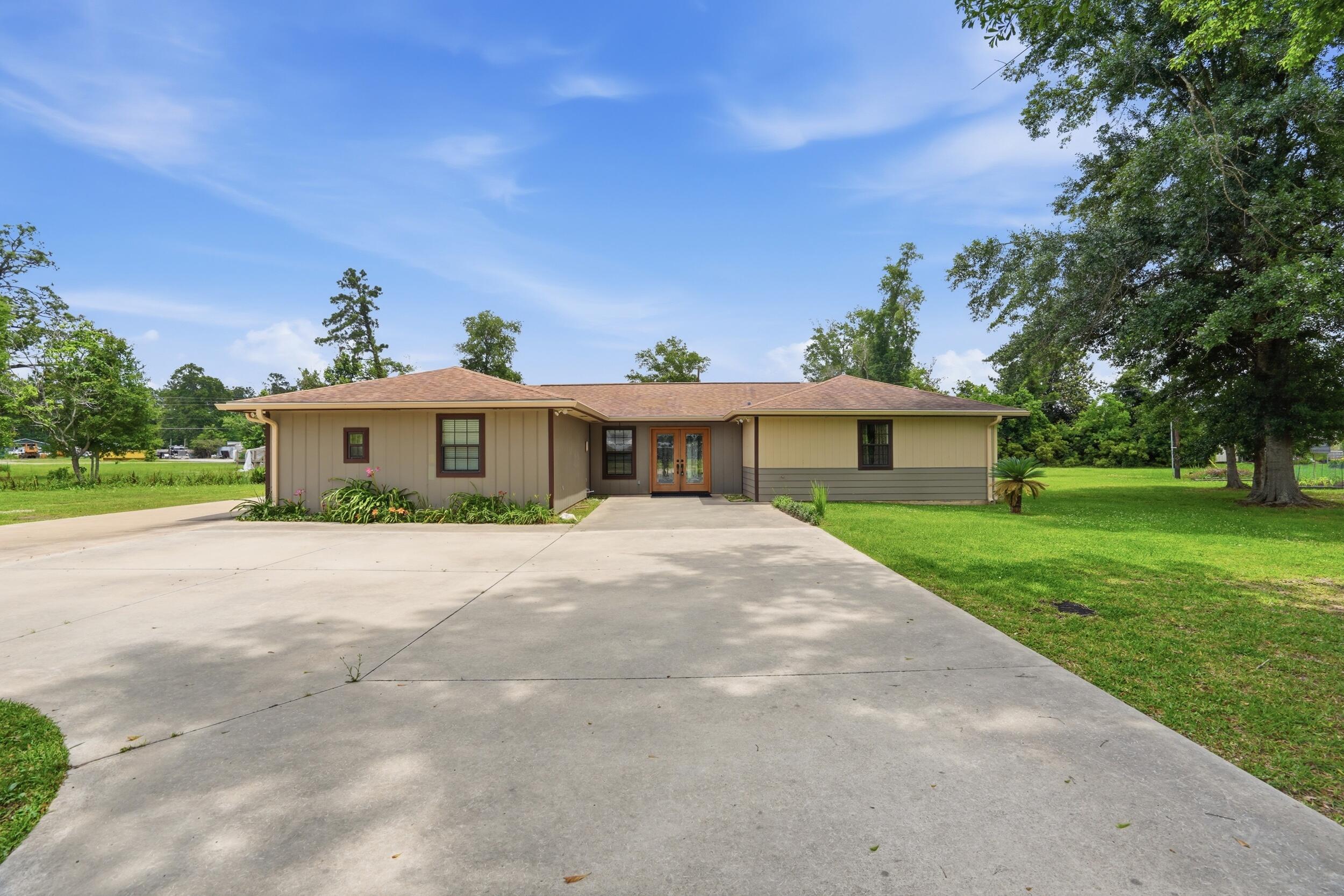 Photo 1 of 31 — 1080 Pecan Ave., DeRidder, LA 70634