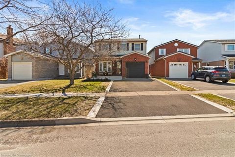 2257 Silverbirch Court, Burlington, ON L7M 3H2 - MLS#: 40714516