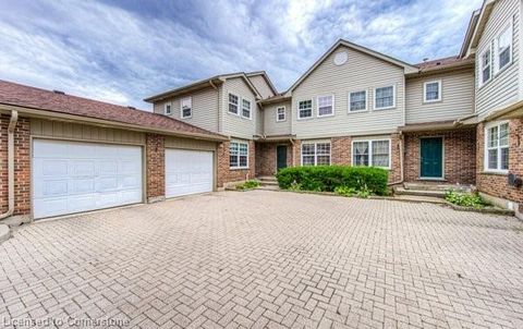 250 Keats Way Unit 26, Waterloo, ON N2L 6J5 - MLS#: 40712348