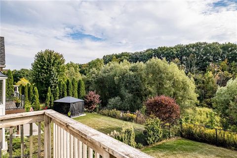62 Davidson Boulevard, Dundas, ON L9H 6Y1 - MLS#: 40648998