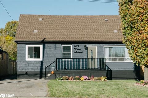 673 Knox Avenue, Hamilton, ON L8H 6K4 - MLS#: 40700264