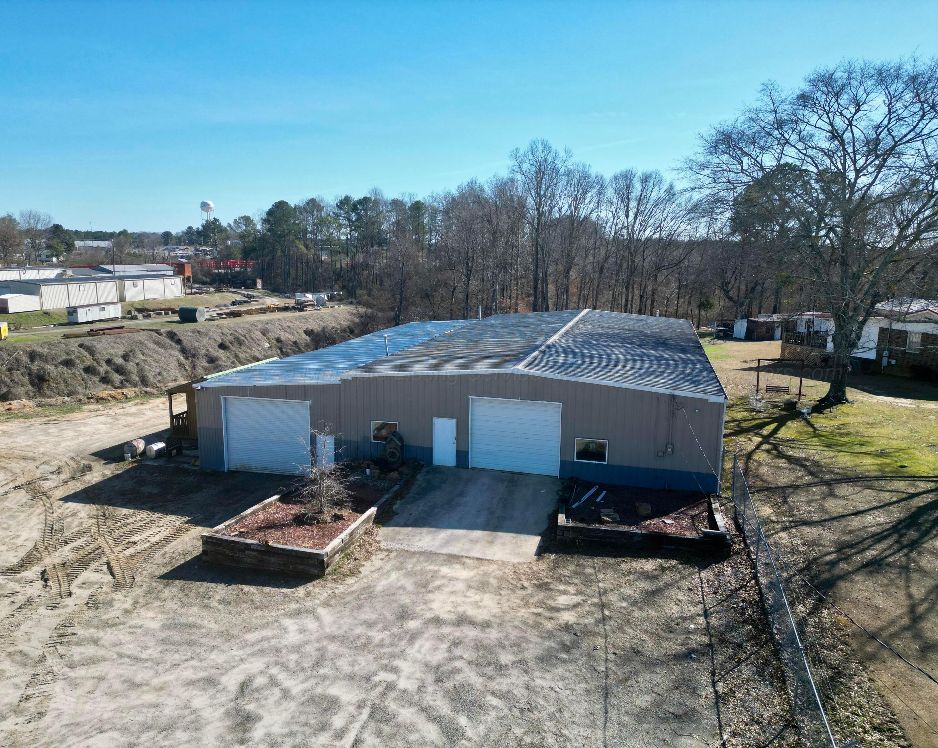 Photo 1 of 6 — 26700 AL-129, Haleyville, AL 35565