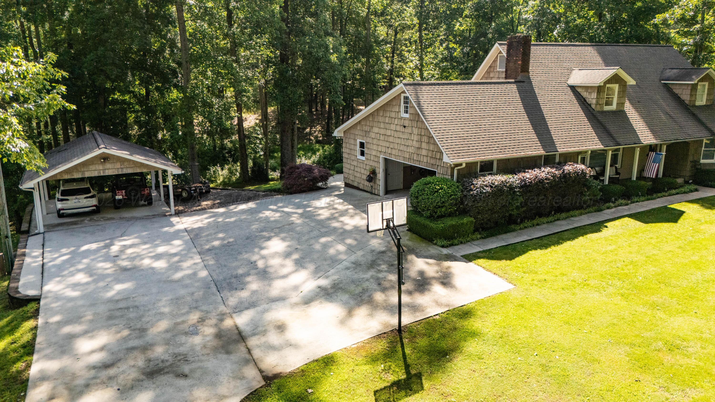 294 Layne Hill