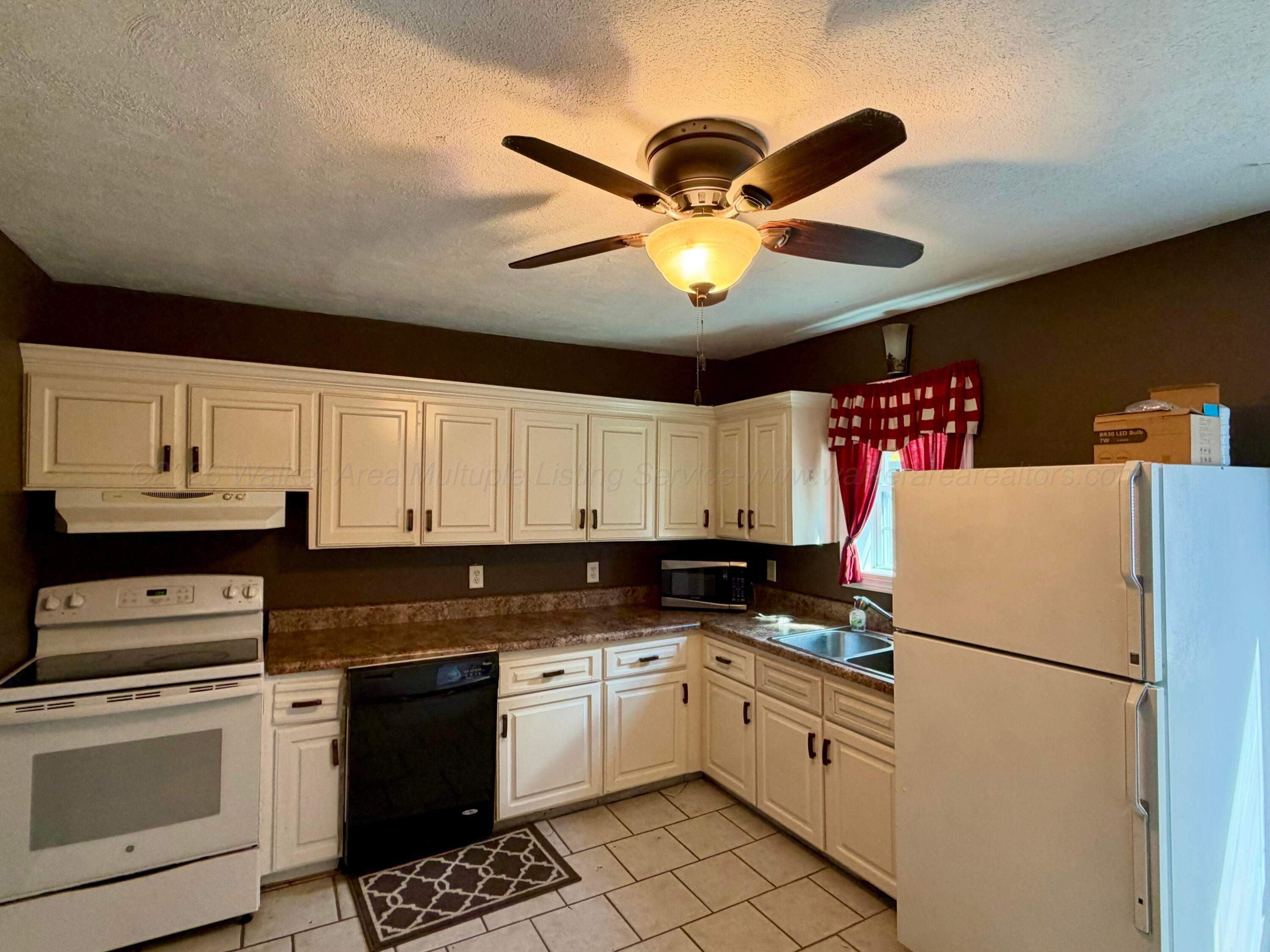 3355 BEECH GROVE Rd - Photo 2