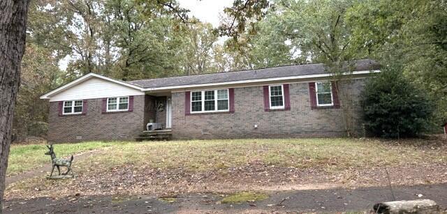 Photo 1 of 23 — 118 BOYETT Cir, Sulligent, AL 35586