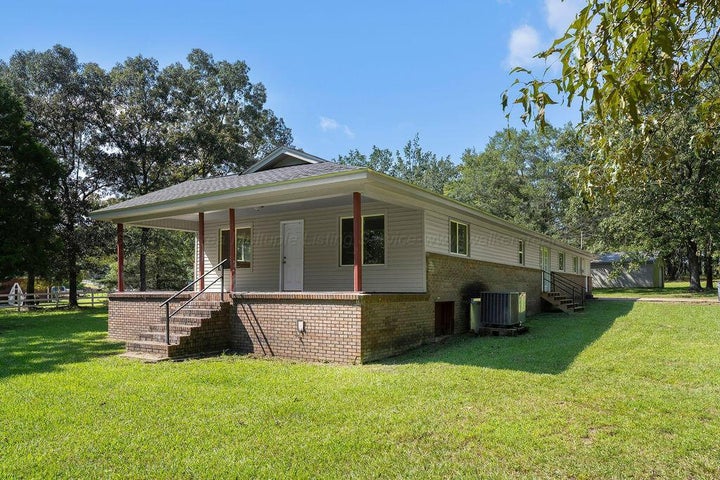 Photo 1 of 25 — 1074 ANDERSON Rd, Jasper, AL 35503