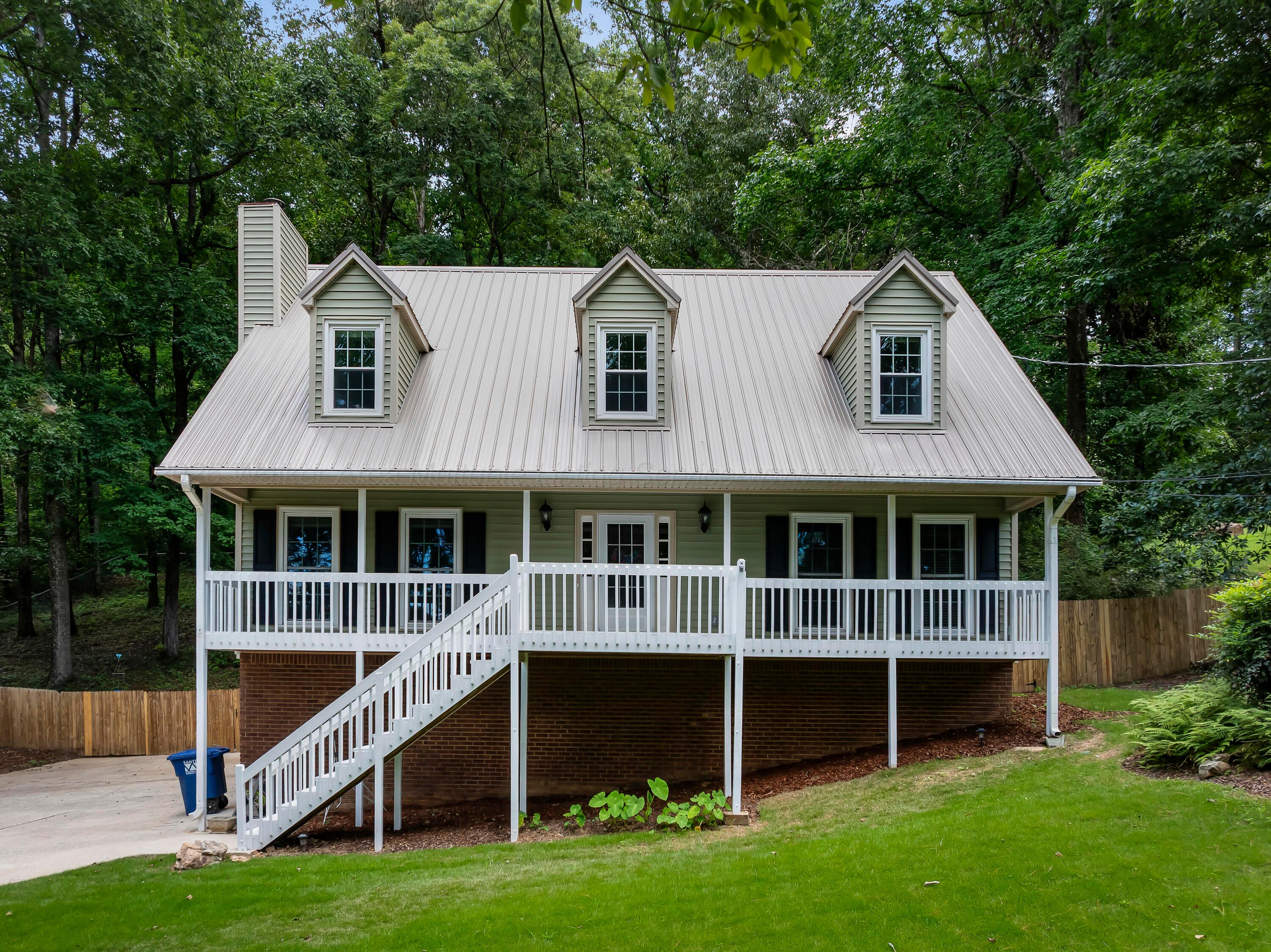 Photo 1 of 23 — 2032 YANCY Dr, Hoover, AL 35022