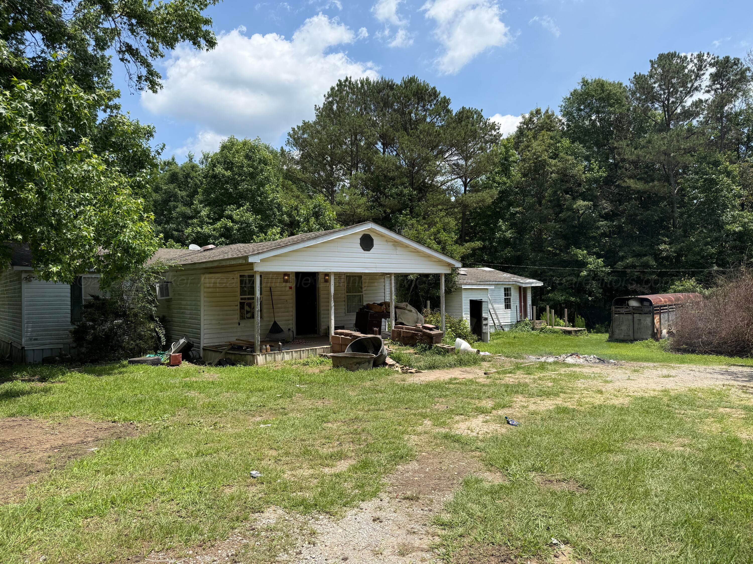 Photo 1 of 9 — 617 COUNTY LINE CHURCH Rd, Haleyville, AL 35565