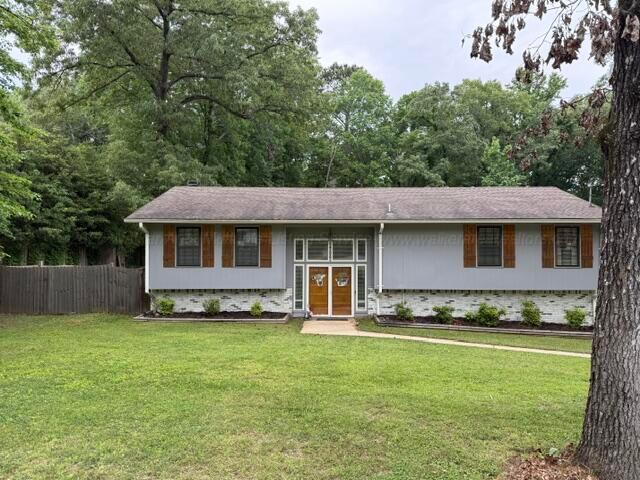 Photo 1 of 25 — 2706 BRIARCLIFF Rd, Jasper, AL 35504