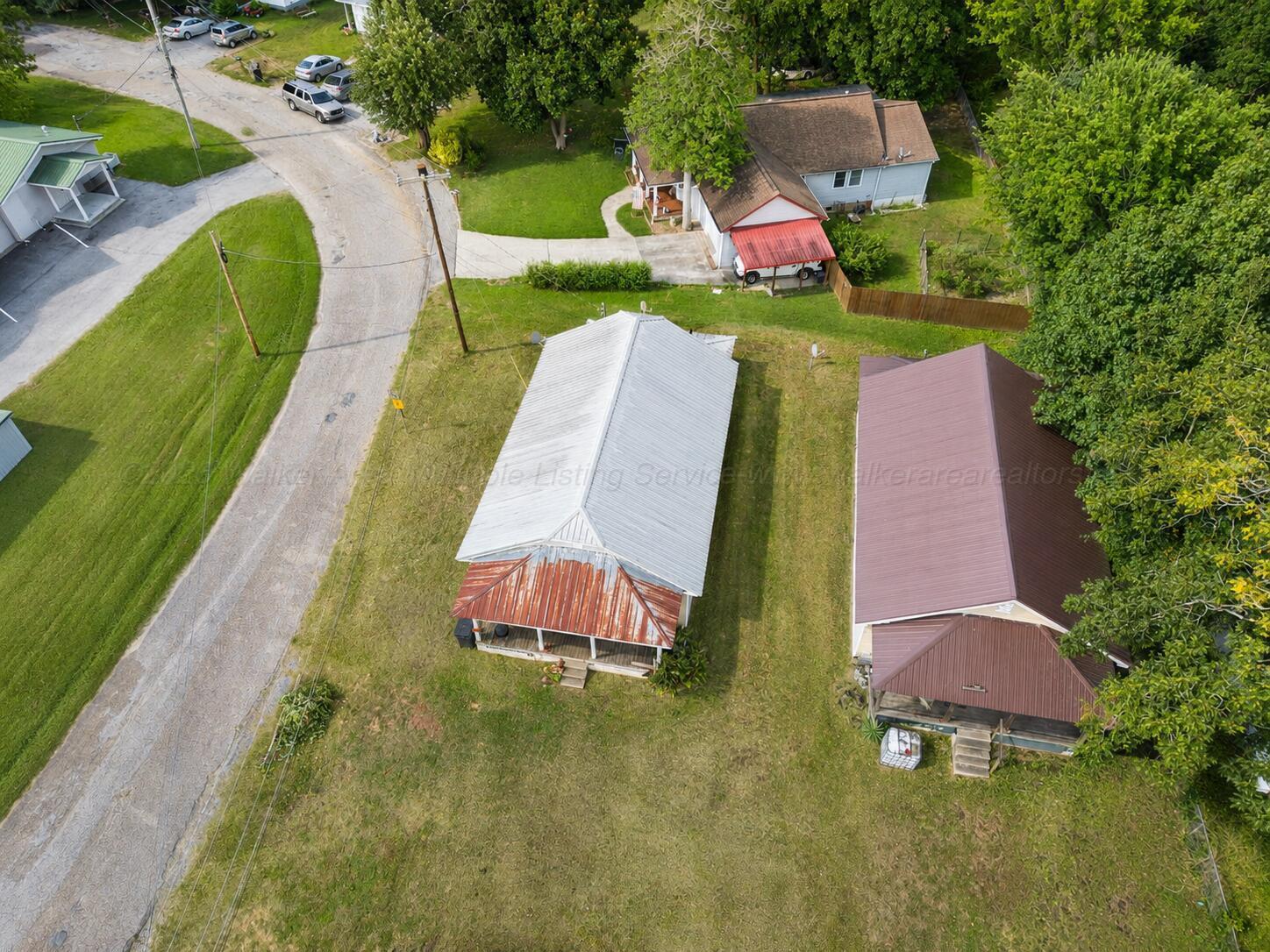 871 ALABAMA Ave - Photo 4