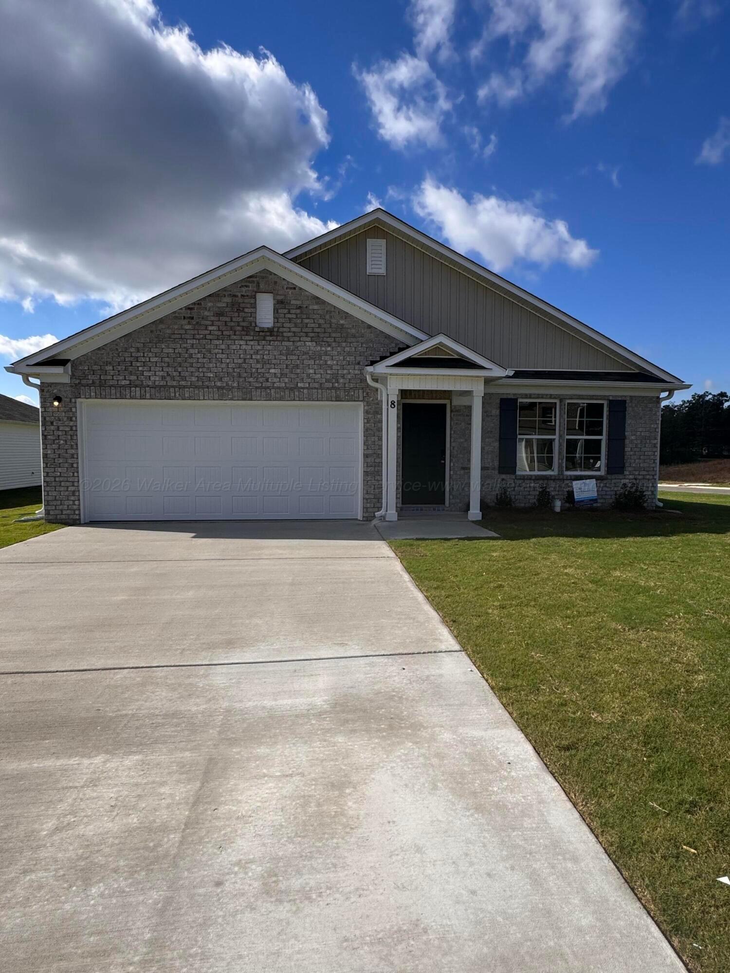 Photo 1 of 16 — 8 LANCELOT Cove, Jasper, AL 35501