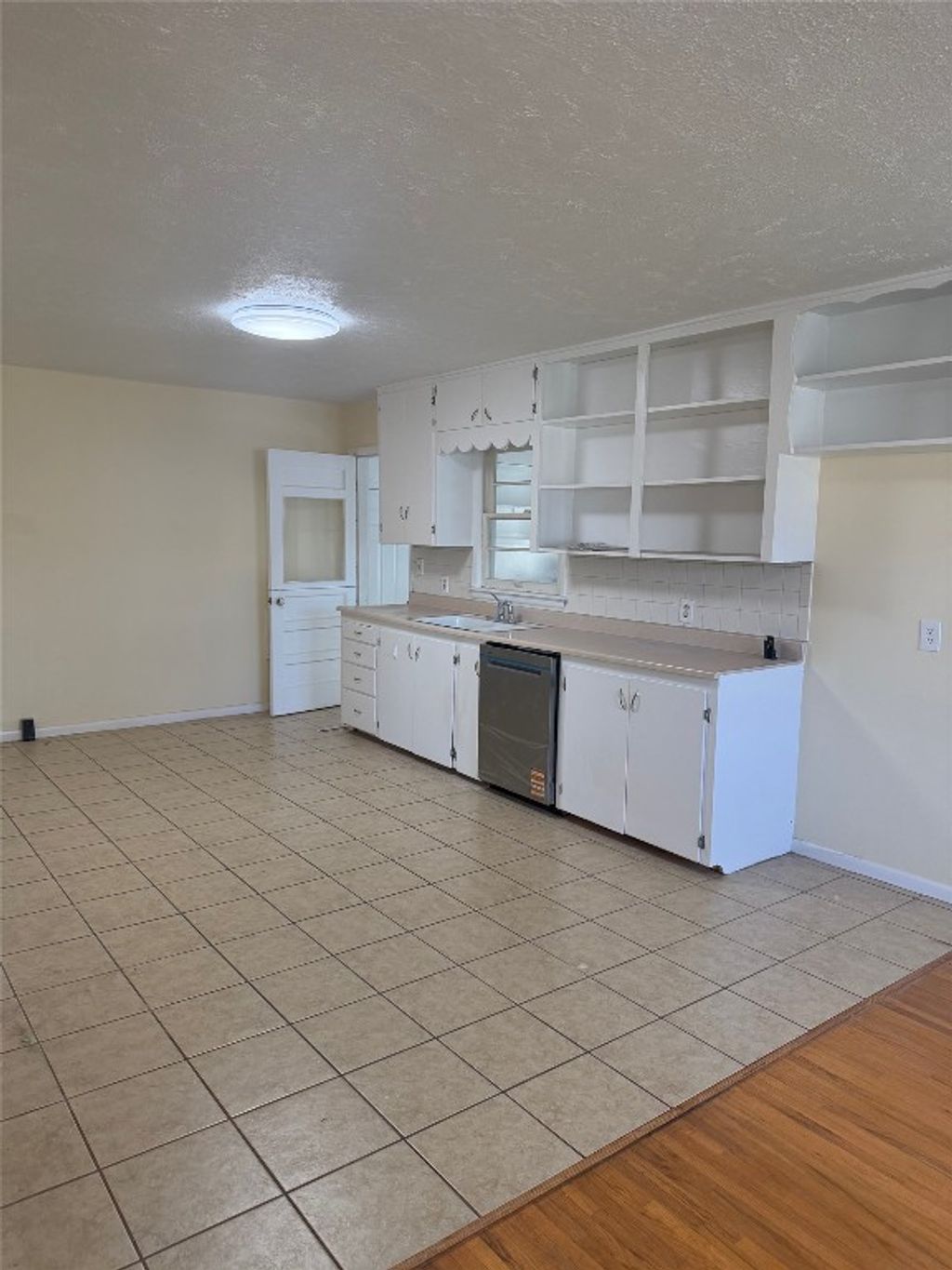 Photo of 1604 N 7th Street N, Garden City, KS 67846 (MLS # 100819)