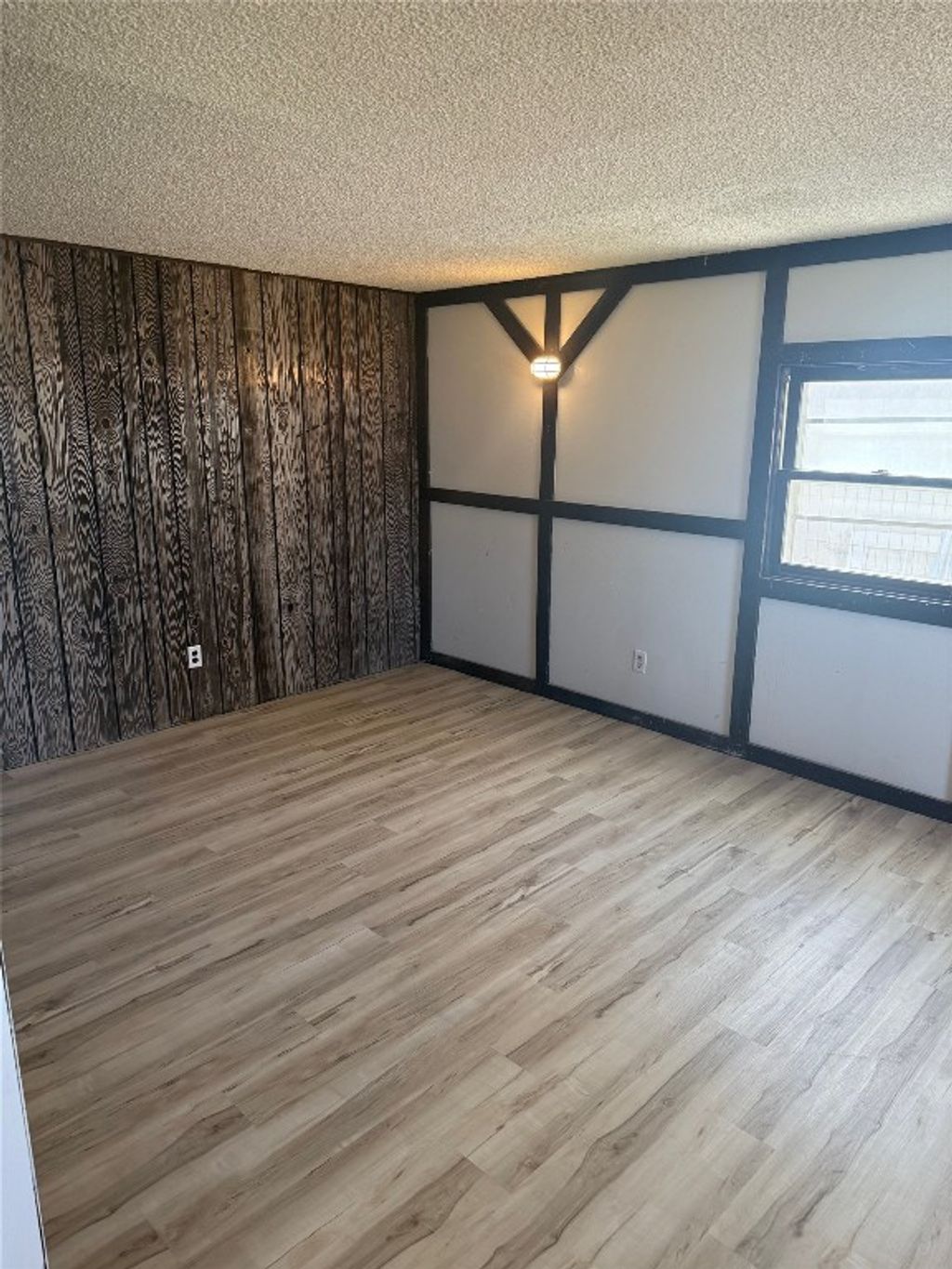 Photo of 1604 N 7th Street N, Garden City, KS 67846 (MLS # 100819)