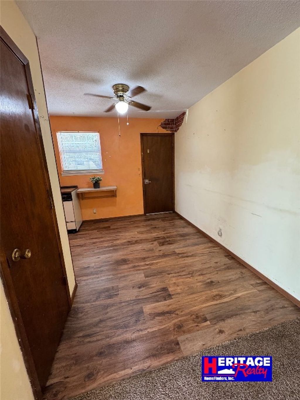 Photo of 1001 W Campbell Street, Garden City, KS 67846 (MLS # 100820)