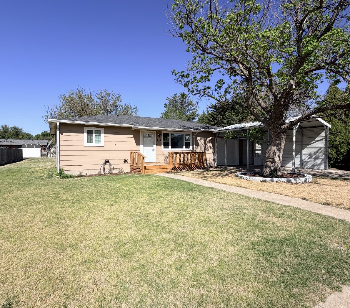 433 S CENTRAL AVE, DIGHTON, KS 67839 - Image 5580f4686e354bc9c6cc7ce2b5c497d3/4077052254