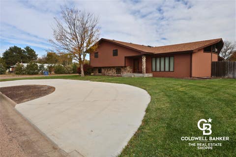Featured picture for the property 100824