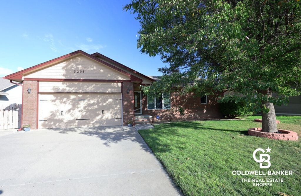 Photo of 3208 Primrose Street, Garden City, KS 67846 (MLS # 100800)