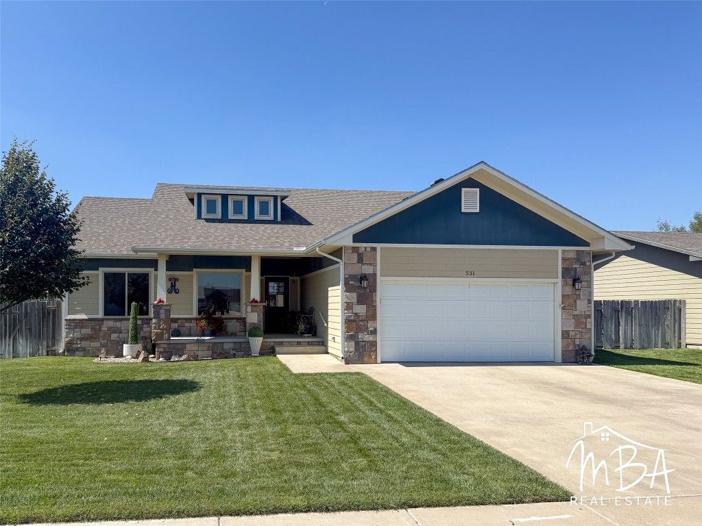 Photo of 531 Susan Street, Garden City, KS 67846 (MLS # 100733)