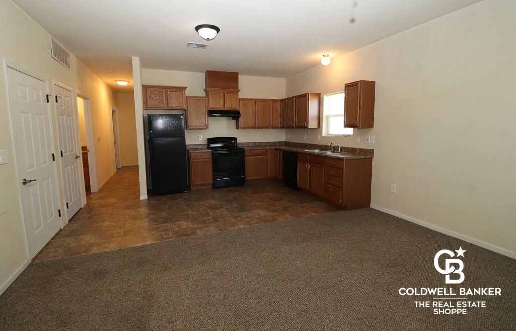 Photo of 905 N Sunflower Lane, Ulysses, KS 67880 (MLS # 100723)