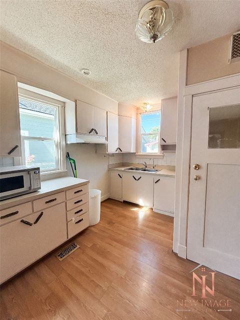 Tiny photo for 403 N 3rd Street, Garden City, KS 67846 (MLS # 100764)