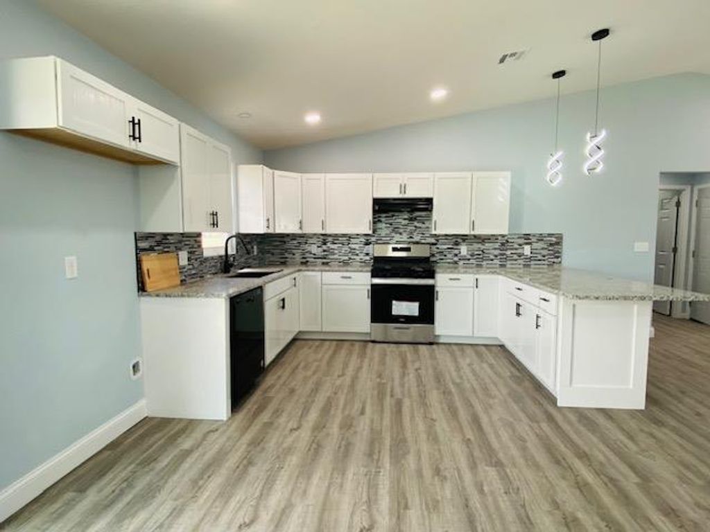 Photo of 2904 Rowland Circle, Garden City, KS 67846 (MLS # 100766)