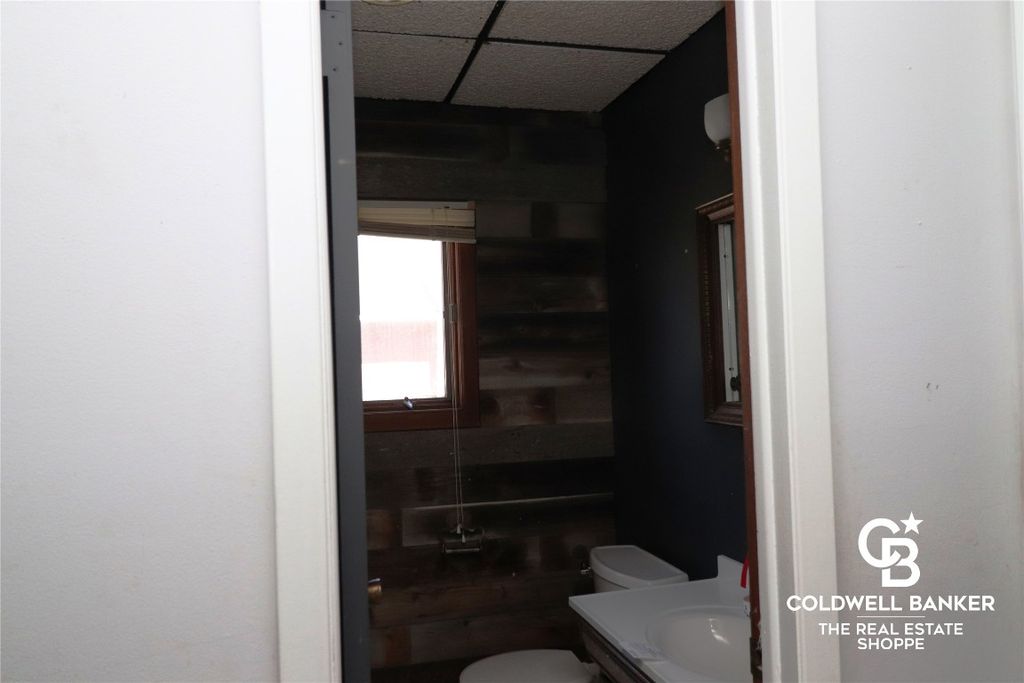 Photo of 1409 N Main Street, Garden City, KS 67846 (MLS # 100721)