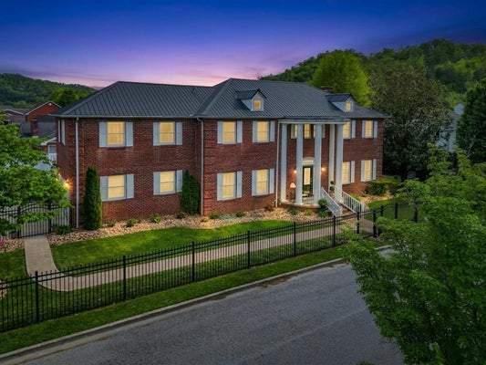 132 TULIP ST, PAINTSVILLE, KY 41240 - Image 07bfdf54fff6dce53595dbf6dc4acbe2/3107698619