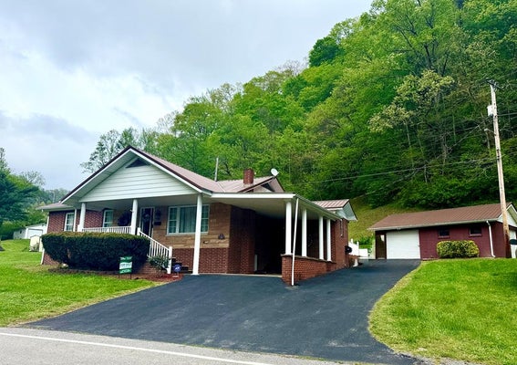 608 BEAVER CREEK RD, ELKHORN CITY, KY 41522 - Image 156bb804fa41c7b7cf7ba8e60ac803e6/2124222401