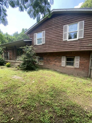 8675 ROBINSON CREEK RD, VIRGIE, KY 41572 - Image 2336f7670befdbb66cd37d740ec2bce0/4001242303