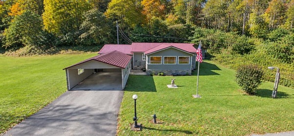 926 SANSOM FRK, DANA, KY 41615 - Image 36c83e39d6a32bef08f8d73236fdf646/256419938