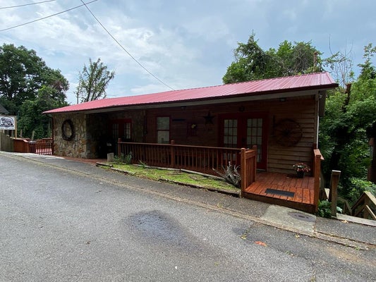 819 MULBERRY ST, WILLIAMSON, WV 25661 - Image 60ca5936cf0fc1b0dbcd754e501e4813/391825532