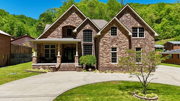 940 FOREST HILLS RD, FOREST HILLS, KY 41527 - Image 681ec89ce3dedee962250c71e8d5df80/3505376230