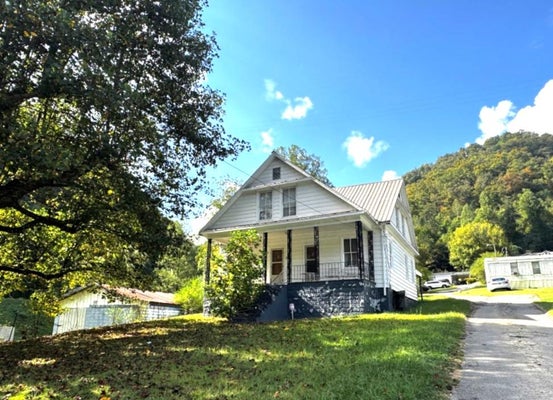 1017 MARROWBONE CREEK RD, ELKHORN CITY, KY 41522 - Image d2d1ae0d038fc5a4e95b9cf0daab90e3/878590857