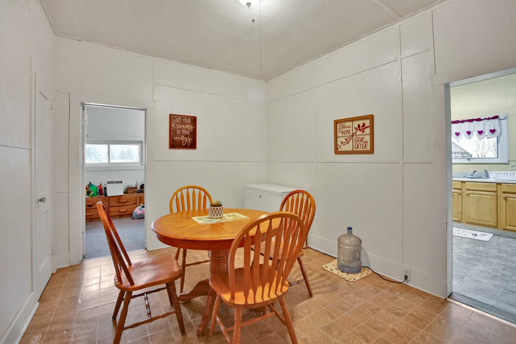 Harrison Valley, Pennsylvania 16927, United States, ,2 BathroomsBathrooms,Commercial,Active,2304