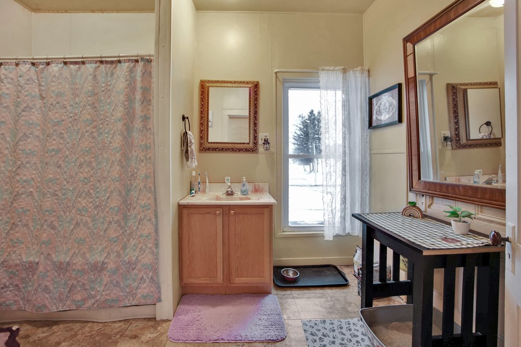 Harrison Valley, Pennsylvania 16927, United States, ,2 BathroomsBathrooms,Commercial,Active,2304