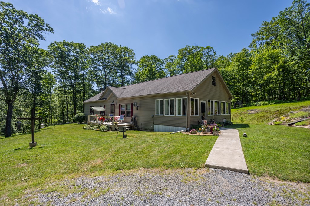 Wellsboro, Pennsylvania 16901, United States, 3 Bedrooms Bedrooms, ,2 BathroomsBathrooms,Residential,Active,156863