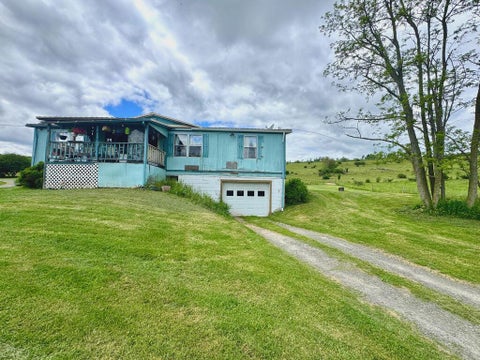 Photo for 975 Beech Flats Rd