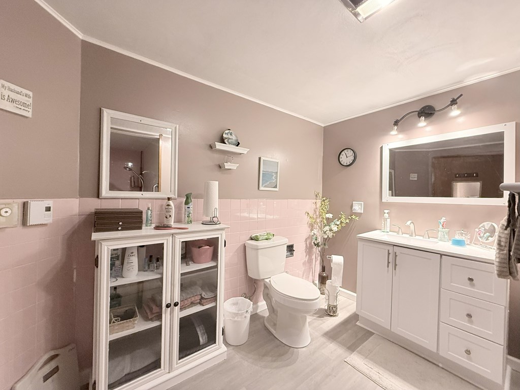 Gaines, Pennsylvania 16921, United States, 3 Bedrooms Bedrooms, ,2 BathroomsBathrooms,Residential,Active,184477