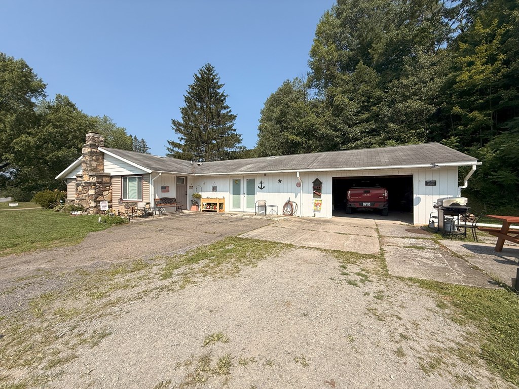 Gaines, Pennsylvania 16921, United States, 3 Bedrooms Bedrooms, ,2 BathroomsBathrooms,Residential,Active,184477