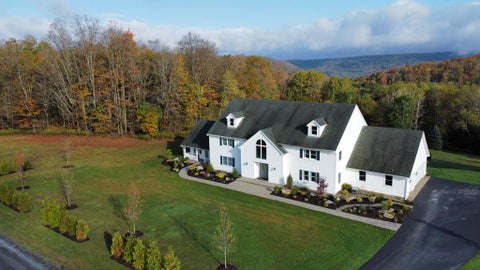Photo for 170 Sunrise Ridge Rd