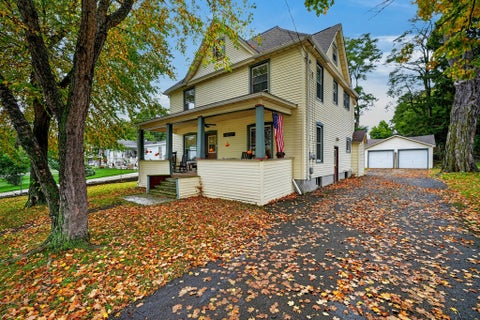 Photo for 103 Walnut St