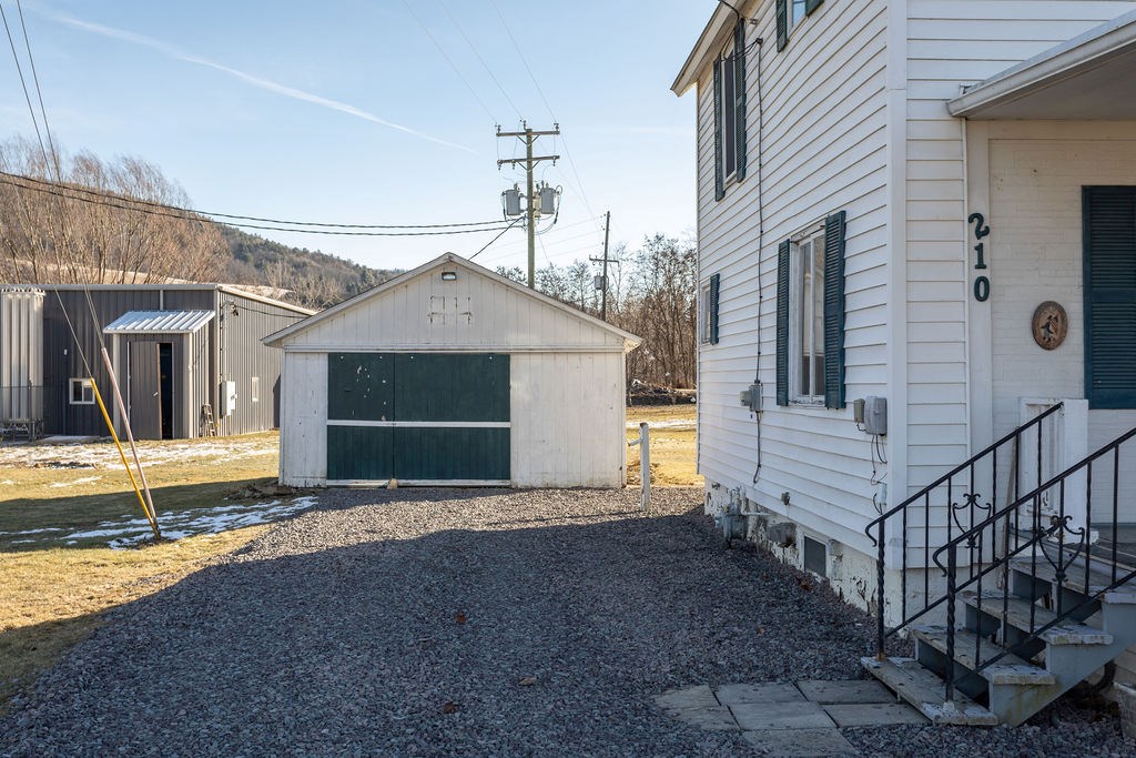 Knoxville, Pennsylvania 16928, United States, 2 Bedrooms Bedrooms, ,1 BathroomBathrooms,Residential,Pending,11259